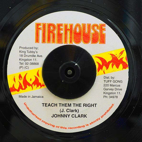 Johnny Clarke - Teach Them The Right  /  Version