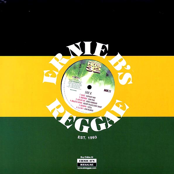 Reggae Hits Volume 32 (plain Jacket)