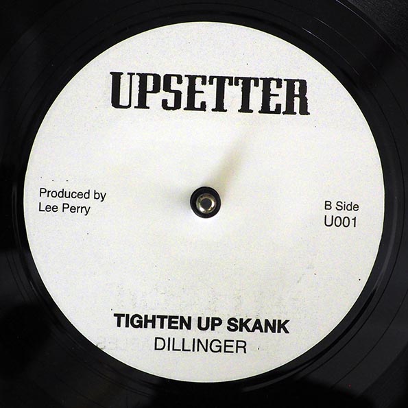 The Untouchables - Tighten Up  /  Dillinger - Tighten Up Skank