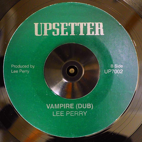 Lee Perry - Vampire (horns)  /  Lee Perry - Vampire (dub)